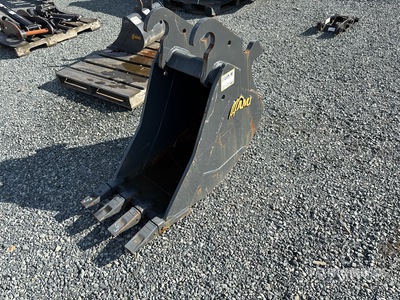 2021 AMI 18DB88 16 in Cleanup Excavator Bucket
