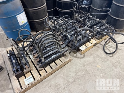 Quantity of (3) Pallets of Parker Hydraulic 36 Hydraulic Cilinders Zylinder
