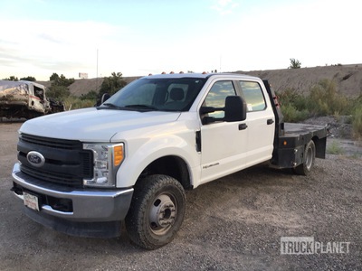 2017 Ford F 350 XL 4x4 Crew Cab Flatbed Truck (Inoperable)