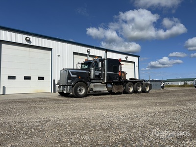 2024 Kenworth W900 8x6 Sleeper 100th Anniversary Wciągarka samochodowa