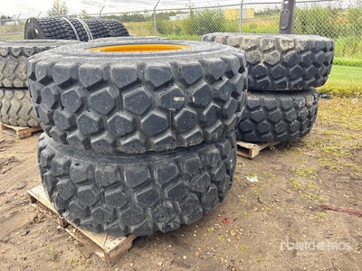 Quantity of (4) Continental 20.5R25 Tires - Fits John Deere Wheel Loader