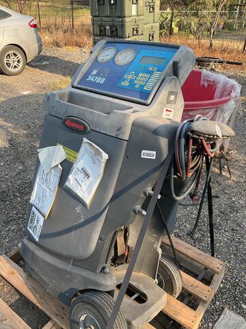 Robinair CoolTech 34788 Refrigerant Recovery, Recycling & Recharging Station Robinair CoolTech 34788 Refrigerant Recovery, Recycling & Recharging Station