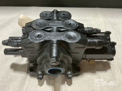 Husco International 6000B-17 Directional Control Linear Valve