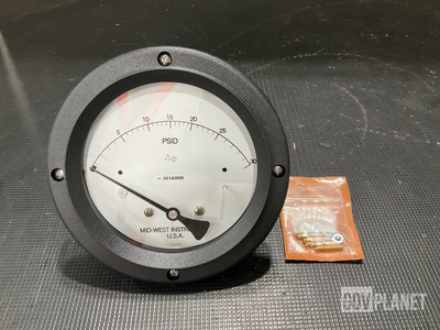 (48) Mid-West Instruments 120AZ-00-00 Dial Indicating Differential Gages