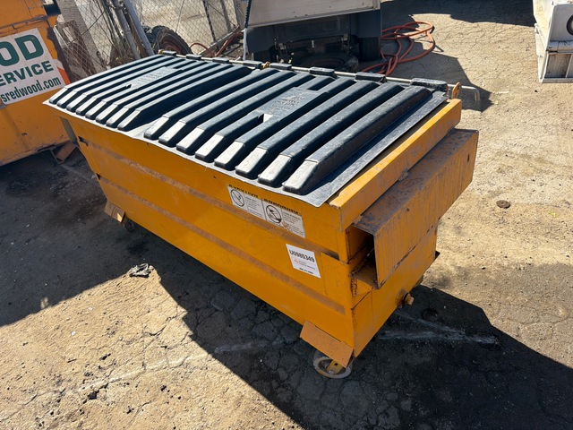 1 cyd Front End Loader Waste Container