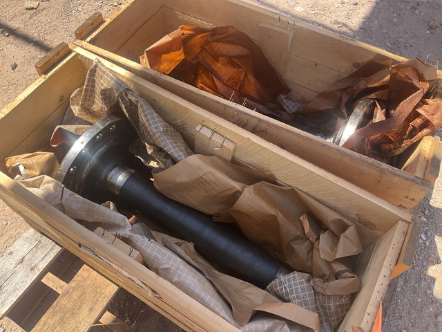 (2) Cat 138-1635 Shaft Axles