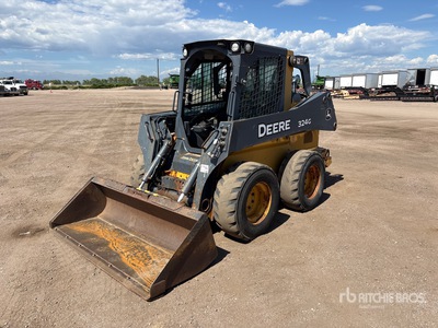 2018 John Deere 324G Ładowarka o sterowaniu burtowym