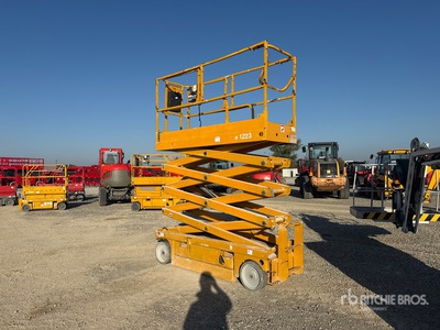 2007 Haulotte Compact 10N Electric Scissor Lift