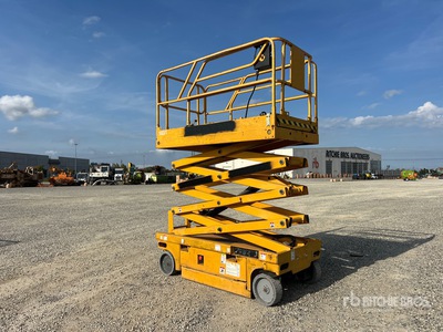 2006 Haulotte Compact 10 Electric Plateforme élévatrice à ciseaux