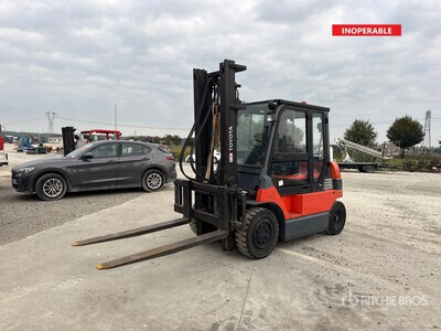 2008 Toyota 7FBMF45 4500 kg Montacargas Eléctrico (Inoperable)