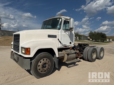 2001 Mack CH613 6x4 T/A Sleeper Truck Tractor