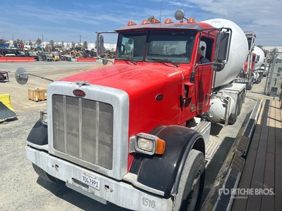 2015 Peterbilt 365 6x4 Camion malaxeur