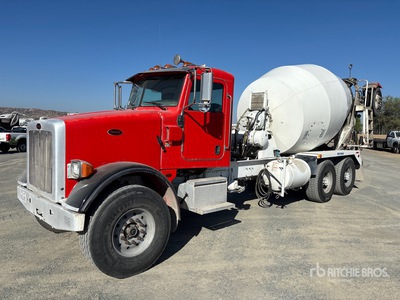 2015 Peterbilt 365 8x4 Mixer Truck