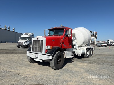 2015 Peterbilt 365 8x4 Mixer Truck