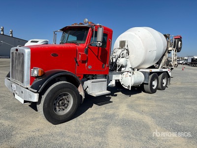 2015 Peterbilt 365 8x4 Mixer Truck