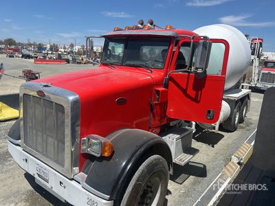 2015 Peterbilt 365 6x4 Mixer Truck