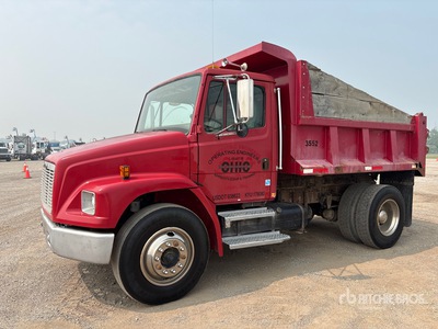 2001 Freightliner FL70 4x2 S/A Dump Truck