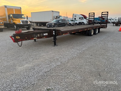 2017 Butler 30 ft T/A Equipment Trailer