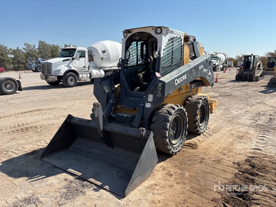 2021 John Deere 332G Schranklader