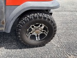 Châssis v2 - UTV with Pneu avant droit