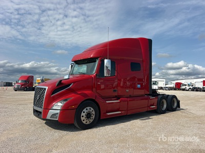 2019 Volvo VNL 6x4 Cabeza Tractora Cabina Dormitorio