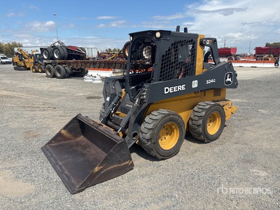 2021 John Deere 324E を見 Skid-Steer Loader