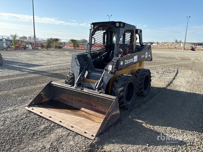 2020 John Deere 324G Two-Speed Schranklader