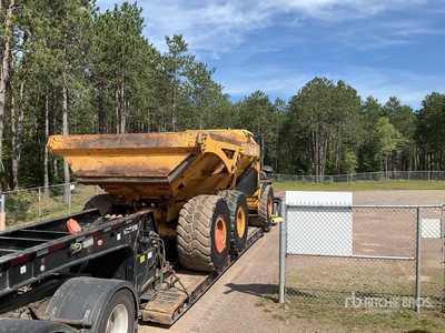 2014 John Deere 300D Series II Articulated Dump Truck