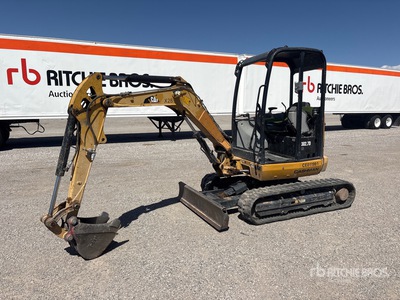 2020 Cat 302.7DCR Minikoparka