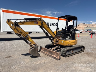 2020 Cat 304E2 Minikoparka