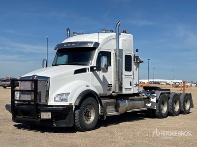 2023 Kenworth T880 8x6 Tri/A Sleeper Truck Tractor