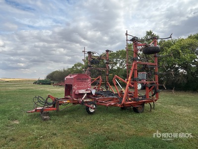 Morris CP731 33 ft Cultivator