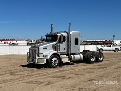 2003 Kenworth T800 6x4 T/A Slaapcabine Trekker