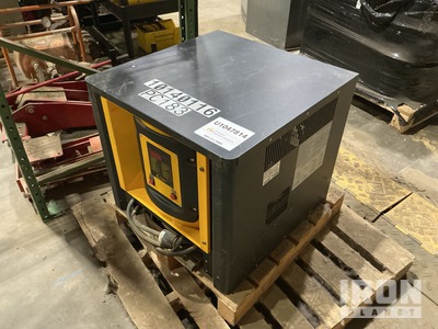 Energic Plus NG-TST-D 48/140 Industrial Material-Handling Equipment バッテリー充電器