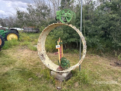 60 in Steel Wheel Lawn Decoration