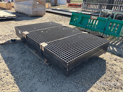 Quantity of (10) 6.5 ft x 4 ft x 1 in Molded Grating