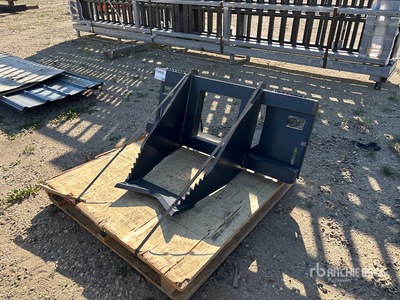 13 in Skid Steer Tree Grubber Attachment Różne Osprzęt do miniładowarek