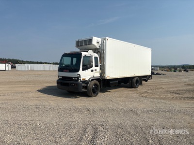 2001 GMC T7500 T7500 4x2 Ciężarówka chłodnia
