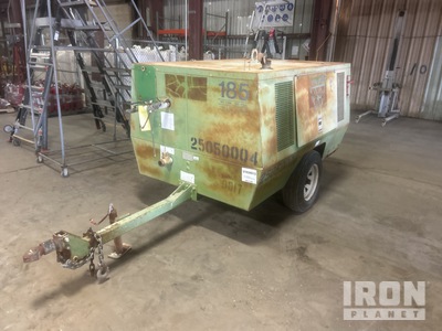 Sullair 185 cfm Mobile Air Compressor (Inoperable)