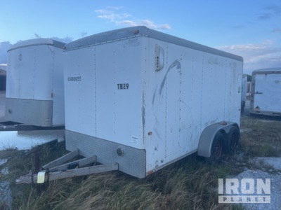 2008 Wells Cargo 14 ft T/A Remolque Cerrado