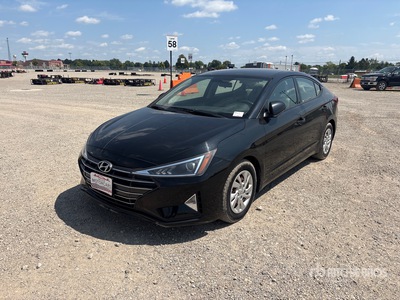 2019 Hyundai Elantra Samochód