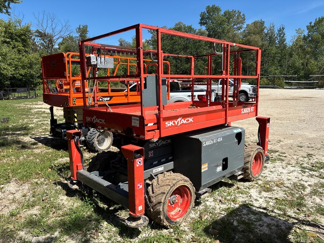 2019 Skyjack SJ6826 RT 4x4 Diesel Scissor Lift