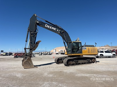 2014 John Deere 350GLC 油圧ショベル