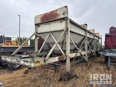 Cedarapids 8 ft x 12 ft 4 Bin Aggregate Feeder
