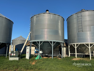 Westeel-Rosco +/- 4000 bu 5 Ring Hopper Grain Bin