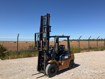 2001 Toyota 7FD25 Forklift