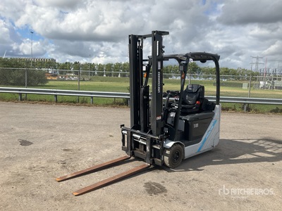2021 UniCarriers AG2N1L16Q Electric Forklift