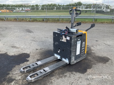 2018 UniCarriers PMR200P 2000 kg Electric Pallet Jack