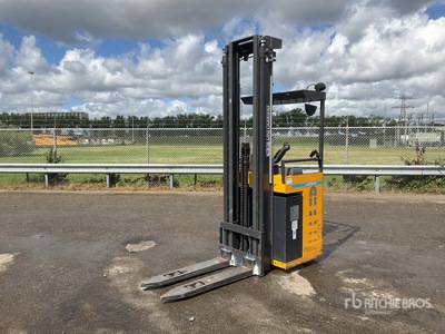2021 UniCarriers X/160SDTFVSN645 1600 kg Electric Stacker