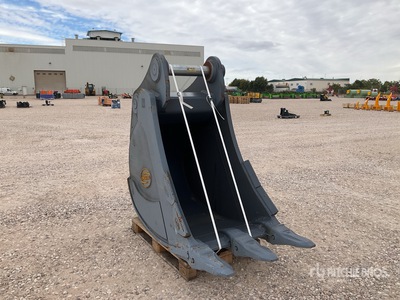 Strickland 36 in Trench Excavator Bucket - Fits Kobelco SK500